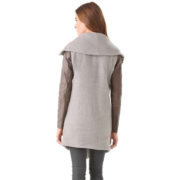 HELMUT LANG Willowed Felt Wool Coat with Leather Sleeve in Flax - Picture 12 of 15